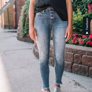 Bridge by Gly from The Buckle Mid Rise Ankle Skinny Sz 28